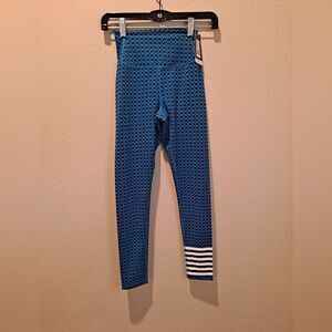 NWT Addison Bay Everyday Legging 7/8 Length Lake Geo Blue White Strip Si…